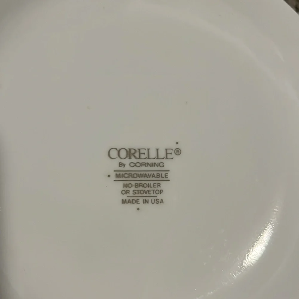 Corelle Country Cottage Plates set 8 appetizer dessert salad 6.75” hearts vines